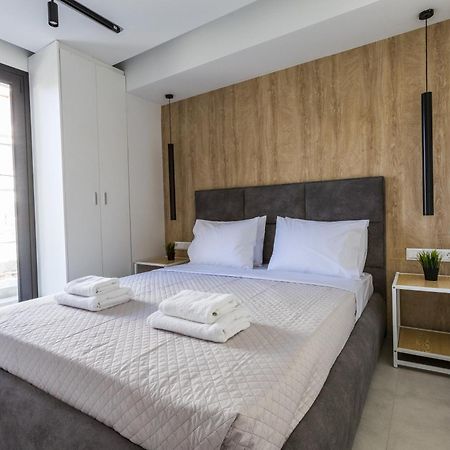 Varkiza Luxury Suites By Raise Vári Buitenkant foto