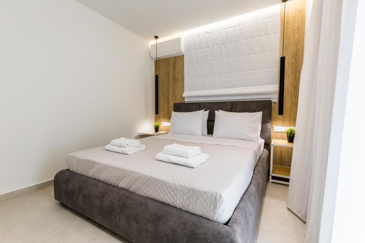Varkiza Luxury Suites By Raise Vári Buitenkant foto