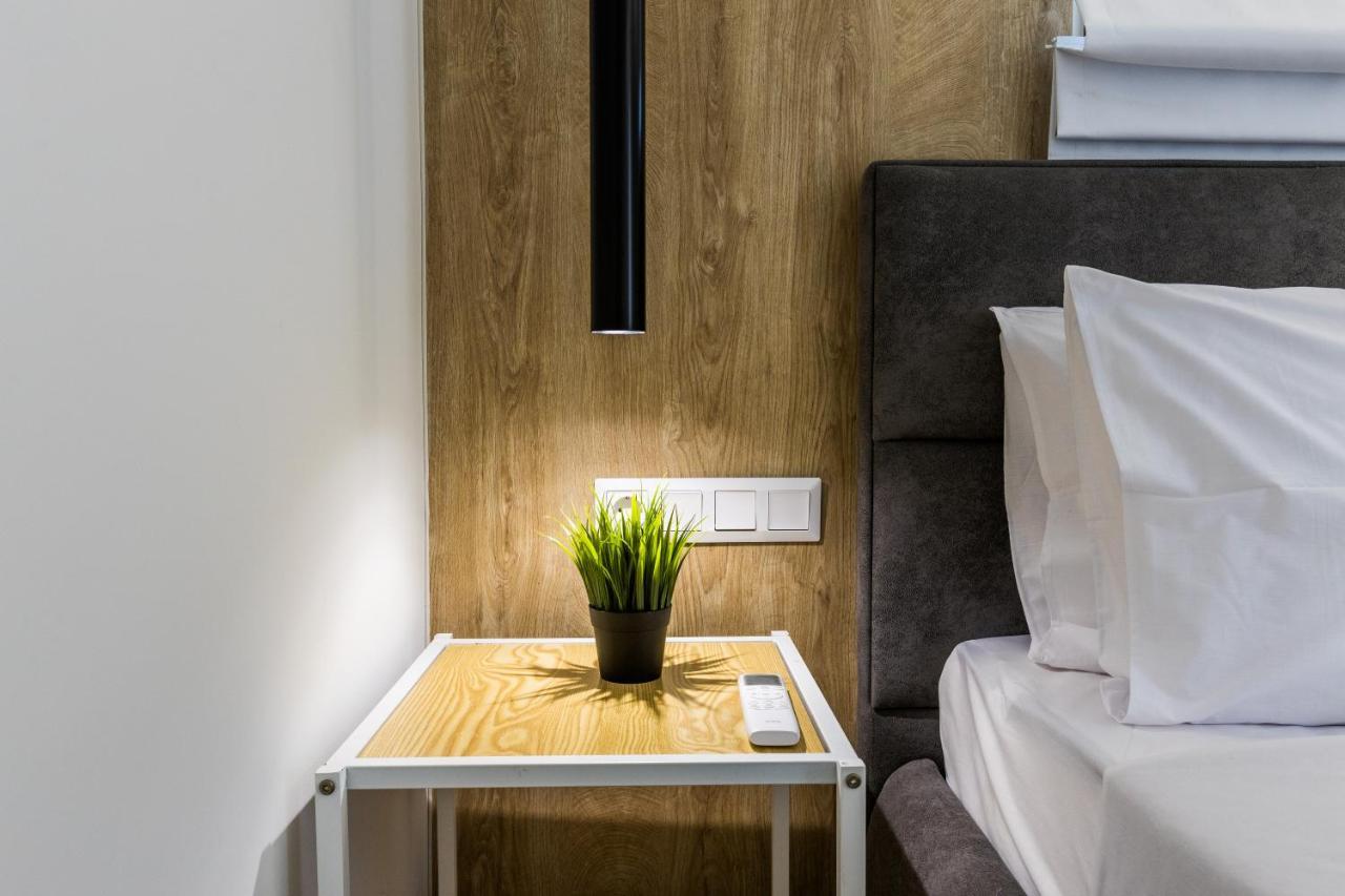Varkiza Luxury Suites By Raise Vári Buitenkant foto