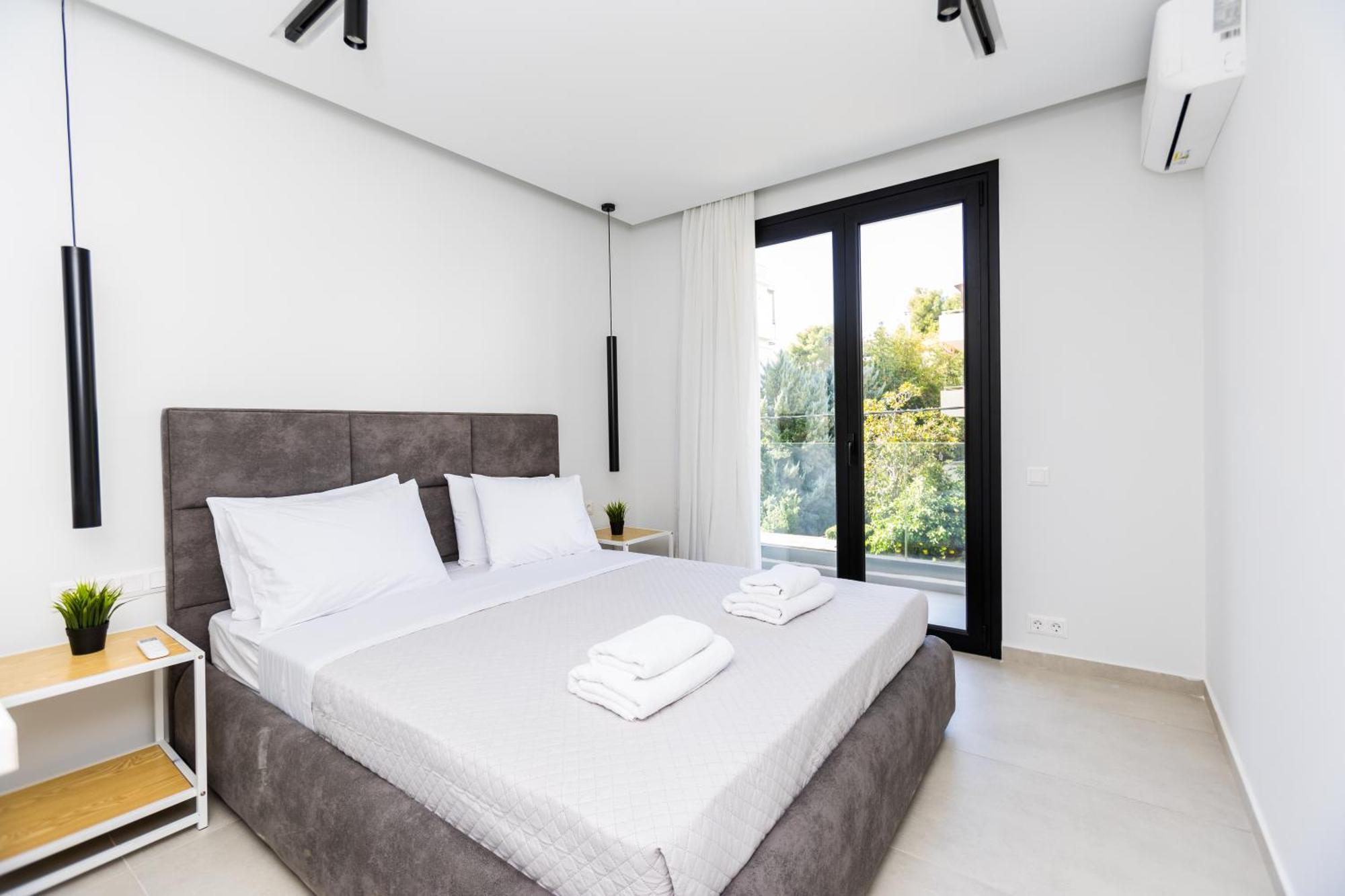 Varkiza Luxury Suites By Raise Vári Buitenkant foto